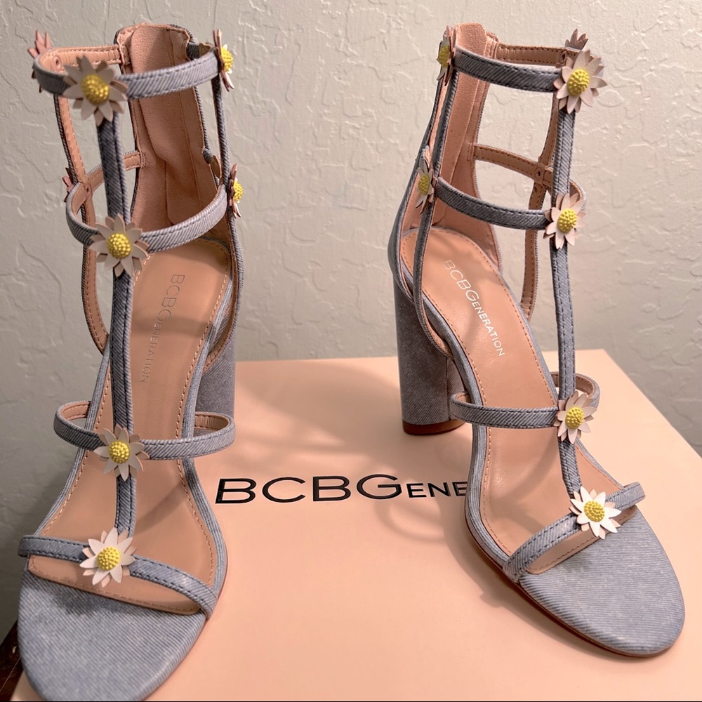 BCBGeneration Women's Jordan Caged Sandal Heeled